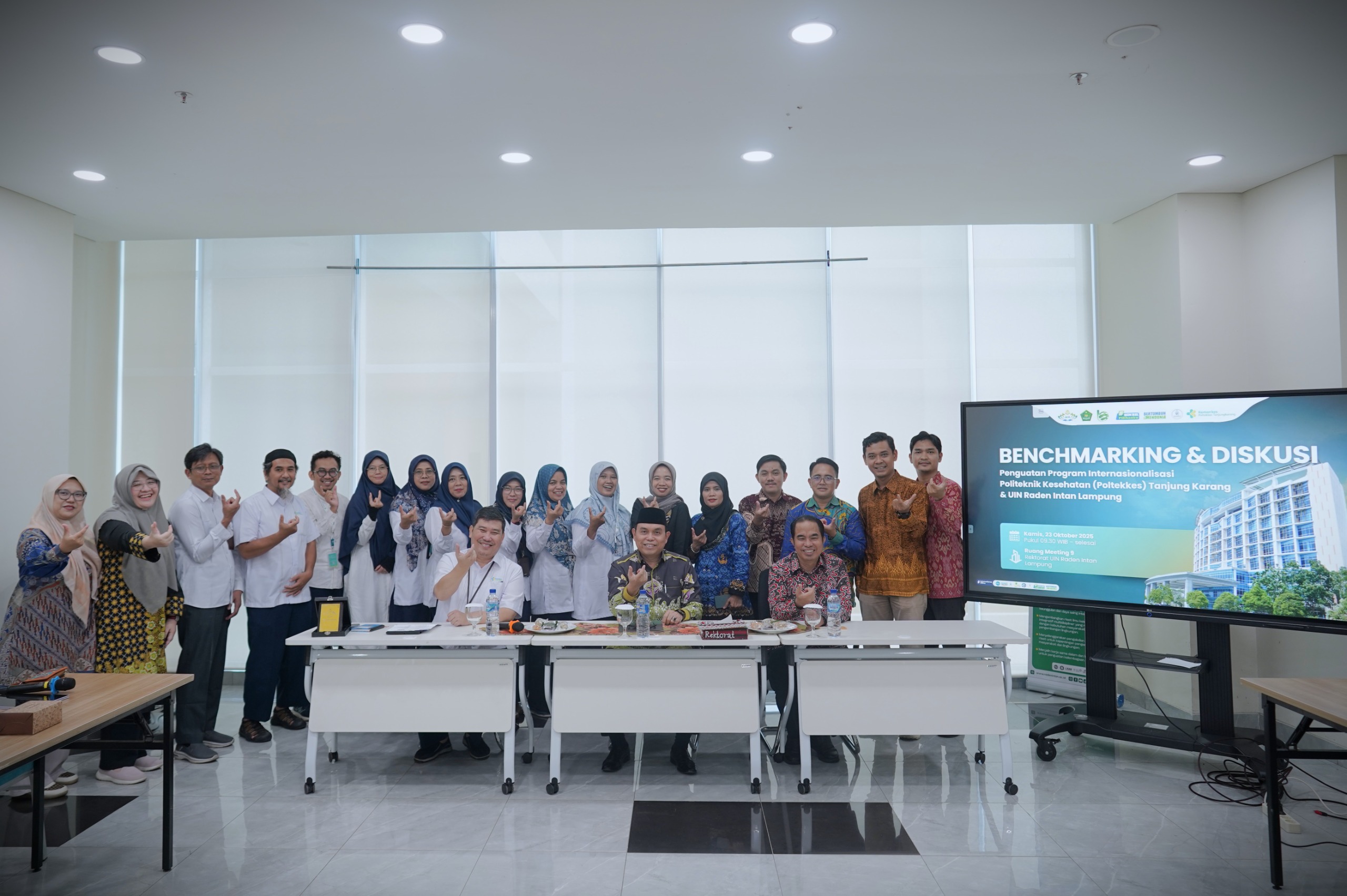 Perkuat Program Internasionalisasi, Unsur Pimpinan Poltekkes Tanjung Karang Kunjungi UIN Raden Intan Lampung