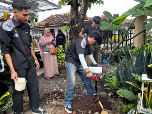 UBL Dorong Kepedulian Lingkungan, Mahasiswa Terapkan Program Biopori Berbasis Partisipasi Warga