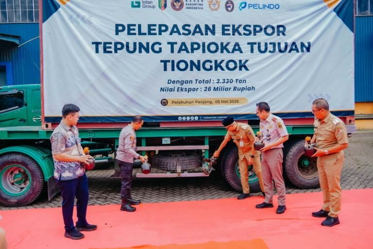 Percepatan Hilirisasi Komoditas Singkong, Ribuan Ton Tapioka Diekspor Perdana ke Tiongkok