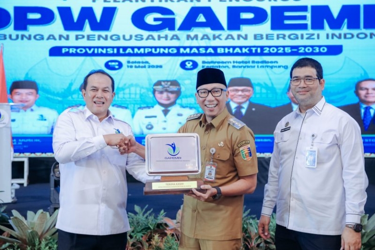 MBG Jadi Motor Ekonomi Desa, Gubernur Mirza Minta Dapur Gizi Serap Produk Lokal