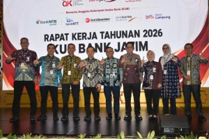 Dukung Penguatan Perbankan Daerah, Direksi Bank Lampung Hadiri Rapat Kerja KUB Bank Jatim 2026