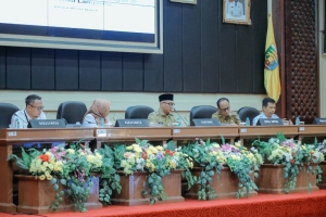 Gubernur Mirza Pimpin Rakor Pangan, Lampung Ditarget Panen hingga 1 Juta Hektare per Tahun