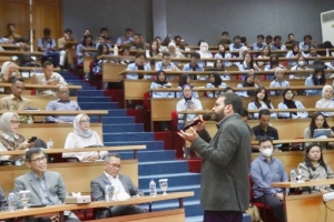 UBL Hadirkan Akademisi Cardiff University, Kupas Transformasi Digital dan Strategi Bisnis AI di Era Disrupsi Global