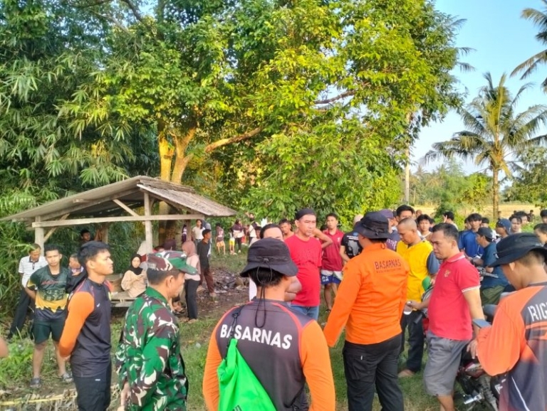 Tim SAR Gabungan Lanjutkan Pencarian Anak Diduga Terseret Arus Sungai Way Pisang