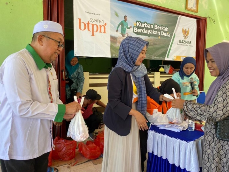 Momen Iduladha, BTPN Syariah Salurkan Kurban di Tulang Bawang, Tebar Manfaat bagi Nasabah dan Masyarakat