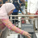 Ziarah di TMP Kedaton Dalam Rangka HUT ke-344, Eva Dwiana Serukan Generasi Muda Lanjutkan Perjuangan Pahlawan