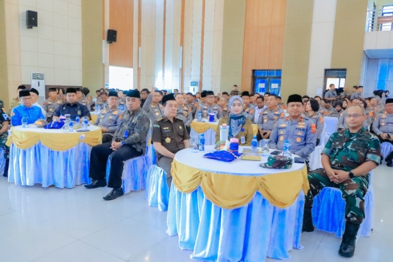 Doa Bersama Lintas Agama dalam Rangka Hari Bhayangkara ke-80