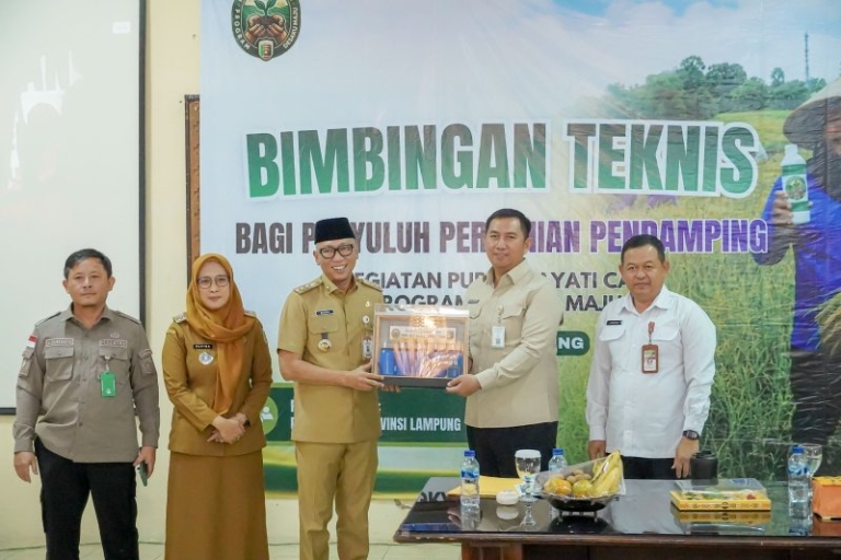 Perkuat SDM Penyuluh Pertanian Lewat Bimtek Pupuk Hayati Cair