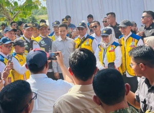 Gibran Datang, Kali Pasir Ramai, Lampung Timur Panen Senyum