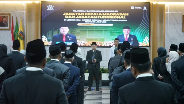 Lantik 55 Kepala Madrasah, Kakanwil Kemenag Lampung: Kepala Madrasah Tetaplah Seorang Guru
