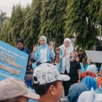 Lepas Peserta Jalan Sehat Lansia, Purnama Wulan Sari Mirza Ajak Wujudkan Lansia Sehat dan Bahagia
