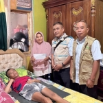 YBM PLN UP3 Tanjung Karang Ringankan Beban Pengobatan Warga Sukadana Ham