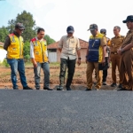 Gubernur Mirza Tinjau Perbaikan Ruas Jalan Ketapang–Negara Ratu, 93 Persen Jalan Provinsi di Lampura Berstatus Mantap
