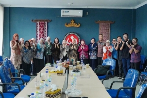 Dekranasda Lampung Dorong Tapis, Batik, dan Sulam Usus Tembus Pasar Nasional
