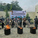 Barang Bawaan dari Malaysia Dimusnahkan, Karantina Lampung Ingatkan Risiko Hama dan Penyakit