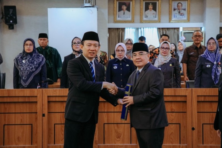 Imam Ghozali Dilantik Jadi Staf Ahli Gubernur Lampung Bidang Kemasyarakatan dan SDM