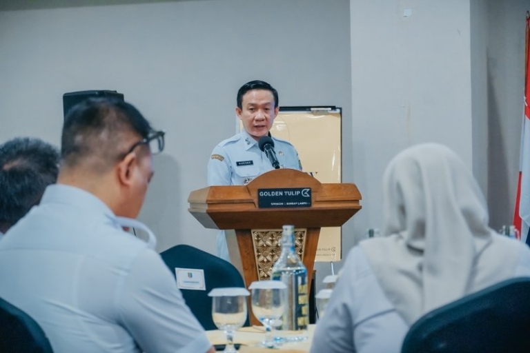 Bahasa Indonesia Dijunjung, Bahasa Lampung Dirawat, Bahasa Asing Dikuasai