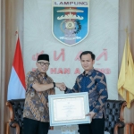 Kepemimpinan Jadi Kunci Kemajuan Desa, Gubernur Mirza Apresiasi Desa Karang Pucung dan Gedung Air